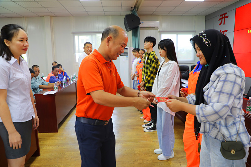 “金秋助學(xué)，圓夢明佳！”明佳集團黨支部及工會組織開展愛心助學(xué)活動！